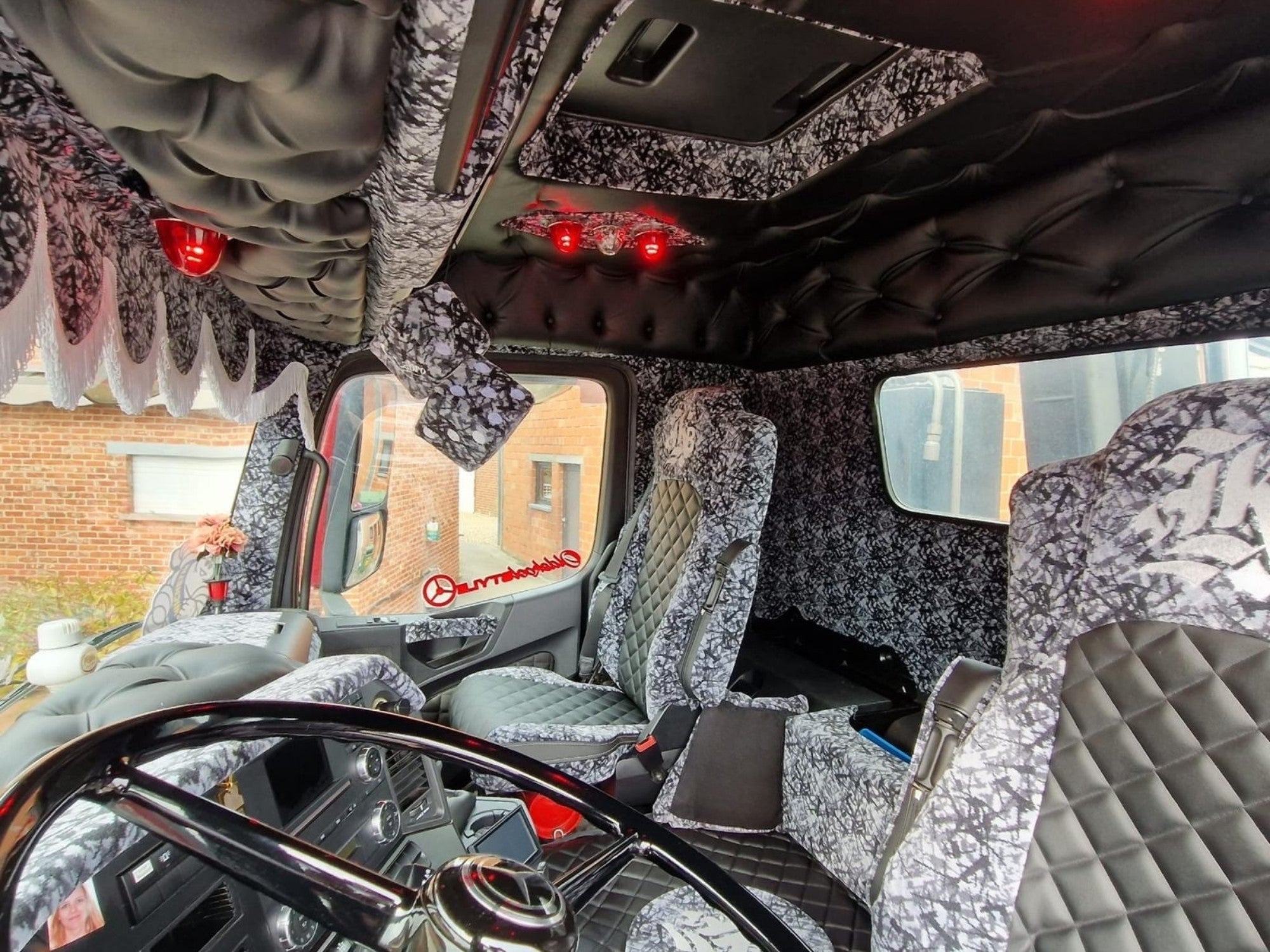Interieur voor MERCEDES trucks